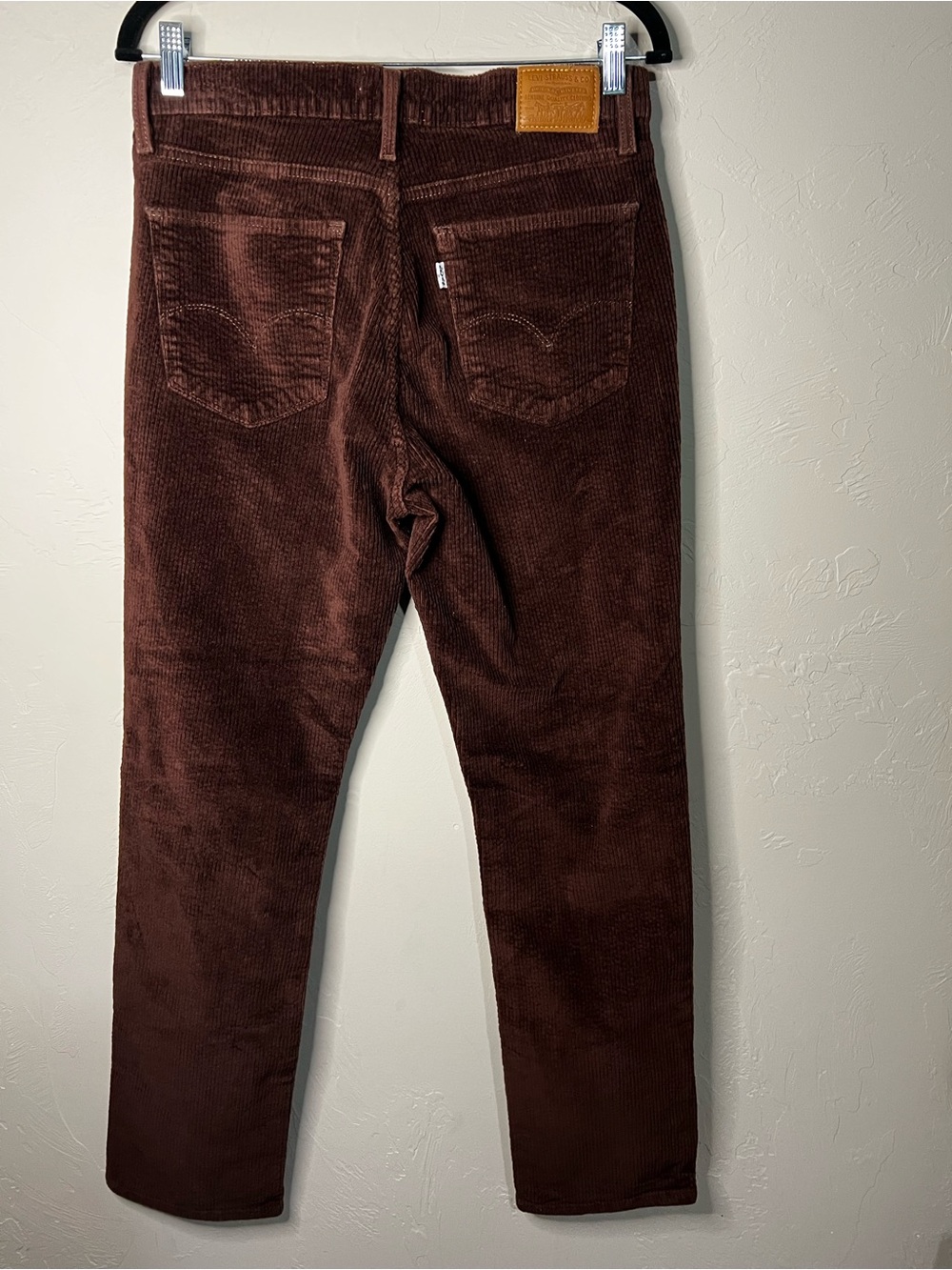 Levis Premium Quality 724 High Rise Straight Corduroy Chocolate Brown Pants - Picture 8 of 13